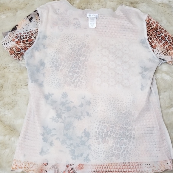 Nicola Top - Picture 6 of 6